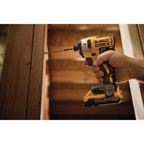 18V XR ZAKRĘTARKA UDAROWA 2 X 2AH DEWALT DCF887D2-QW