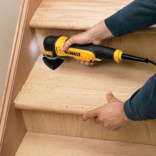 Arkusze ścierne typu Delta - 93 x 93 mm perforowane 60G DEWALT DT3091-QZ