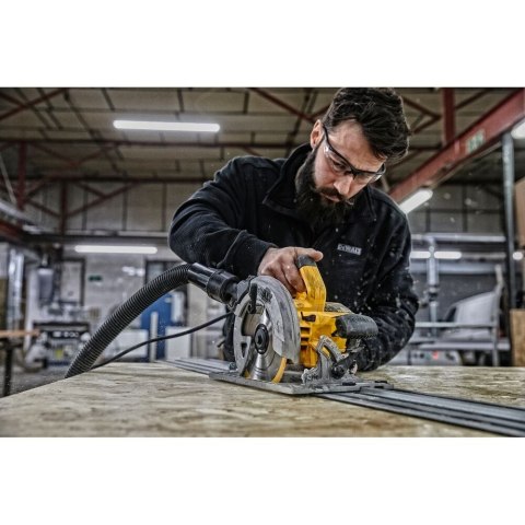 PILARKA TARCZOWA 190 MM DO STOSOWANIA Z SZYNAMI PROWADZĄCYMI DEWALT DWE576K-QS