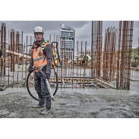 POWERSHIFT WIBRATOR PLECAKOWY DEWALT DCPS310N-XJ
