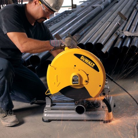 PRZECINARKA TARCZOWA DO METALU 355 MM, 2200 W Z ŁAGODNYM ROZRUCHEM DEWALT D28715-QS