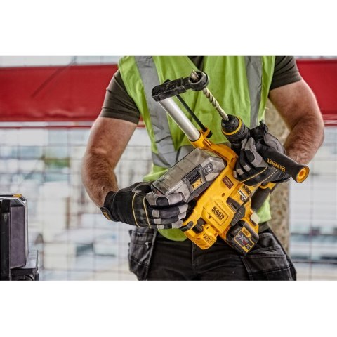 SYSTEM ODSYSANIA PYŁU SDS PLUS DEWALT D25304DH-XJ