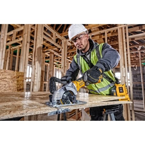 TARCZA PILARSKA DO DREWNA Z GWOŹDZIAMI 115X9,5/25T DEWALT DT20420-QZ