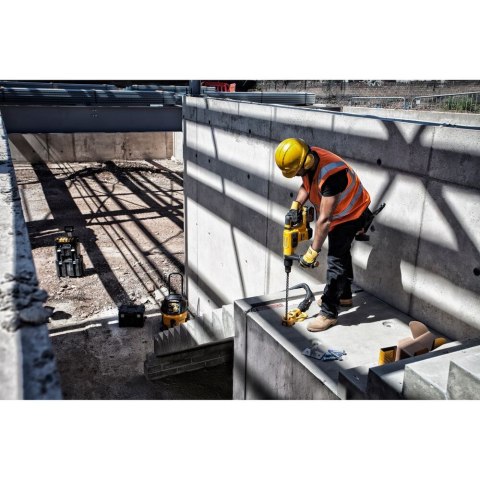 WIERTŁO SDS MAX ELITE 4 FHC 25X920MM DEWALT DT60826-QZ