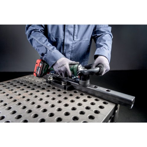Akumulatorowa frezarka krawędziowa do metalu KFMVB 18 LTX 4 RF Metabo 601769840