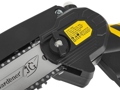 Piła łańcuchowa akumulatorowa 6" w walizce 2x2.0Ah 21V - zestaw XXL z wysięgnikiem teleskopowym 1.65-2.50m