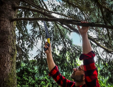 Piła wygięta 35cm z powłoką PTFE i kaburą 65Mn