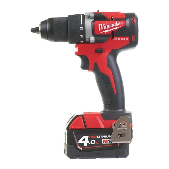 Milwaukee M18 CBLDD-402C M18 CBLDDM18 KOMPAKTOWA BEZSZCZOTKOWA WIERTARKO-WKRĘTARKA Milwaukee M18 CBLDD-402C M18 CBLDDM18 KOMPAKTOWA BEZSZCZOTKOWA WIERTARKO-WKRĘTARKA