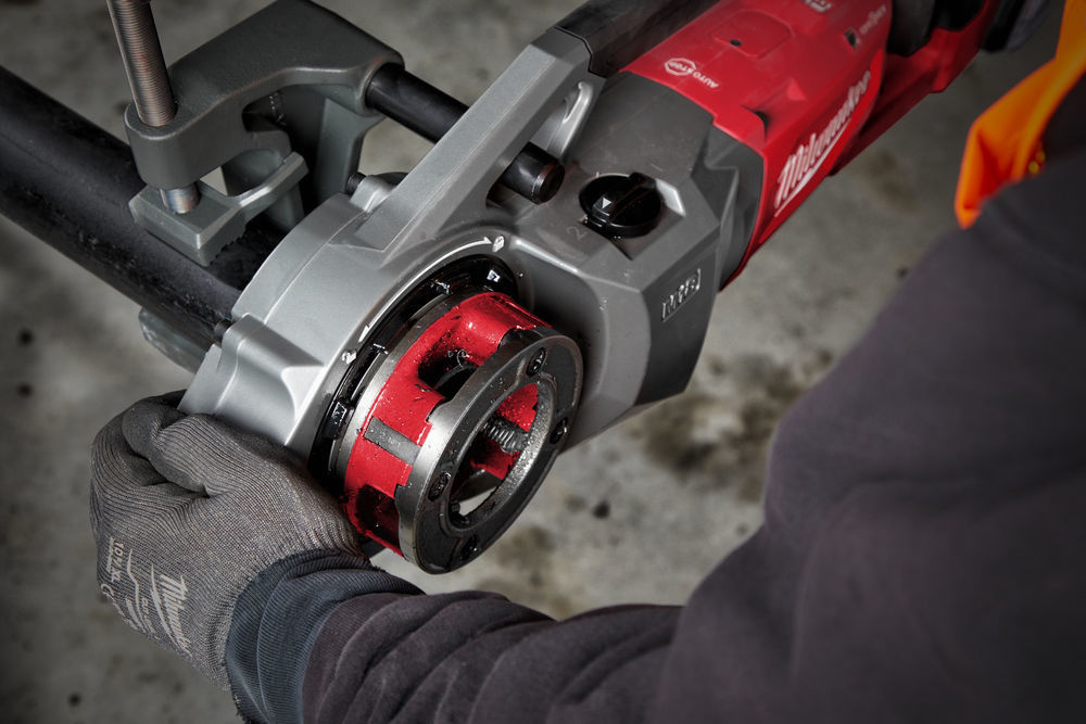 Milwaukee M18 FPT2-121C GWINTOWNICA DO RUR 2" Z OPCJĄ ŚLEDZENIA I OCHRONY NARZĘDZI ONE-KEY™ Milwaukee M18 FPT2-121C GWINTOWNICA DO RUR 2" Z OPCJĄ ŚLEDZENIA I OCHRONY NARZĘDZI ONE-KEY™