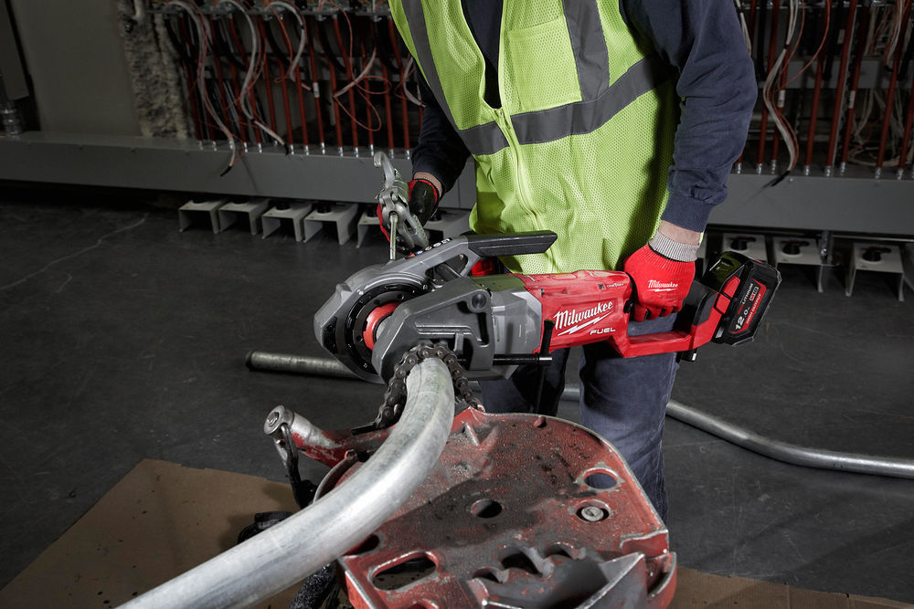 Milwaukee M18 FPT2-121C GWINTOWNICA DO RUR 2" Z OPCJĄ ŚLEDZENIA I OCHRONY NARZĘDZI ONE-KEY™ Milwaukee M18 FPT2-121C GWINTOWNICA DO RUR 2" Z OPCJĄ ŚLEDZENIA I OCHRONY NARZĘDZI ONE-KEY™