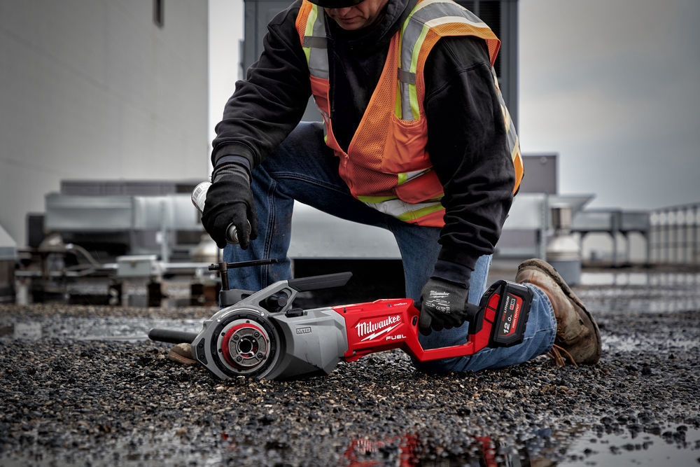 Milwaukee M18 FPT2-121C GWINTOWNICA DO RUR 2" Z OPCJĄ ŚLEDZENIA I OCHRONY NARZĘDZI ONE-KEY™ Milwaukee M18 FPT2-121C GWINTOWNICA DO RUR 2" Z OPCJĄ ŚLEDZENIA I OCHRONY NARZĘDZI ONE-KEY™