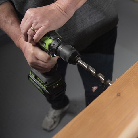 24V wiertarko-wkrętarka GD24DD60K2 Greenworks zestaw ładowarka aku 2Ah futerał miękki