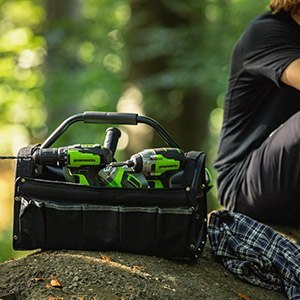 24V wiertarko-wkrętarka GD24DD60K2 Greenworks zestaw ładowarka aku 2Ah futerał miękki
