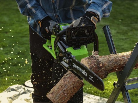 40V pilarka łańcuchowa 40 cm Greenworks GD40CS18K2X zestaw ładowarka 2x aku 2Ah