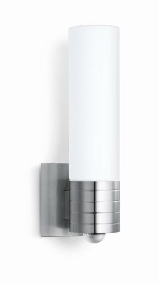 Lampa elewacyjna z czujnikiem ruchu i zmierzchu Steinel L 260 S LED PIR 9,87W 3000K 703lm IP44 IK03 230V srebrna / stal nierdzew