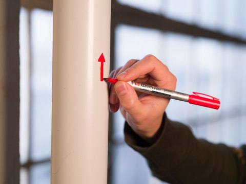 Marker IDenti-Pen Dual Point czerwony, Sakura