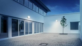 Naświetlacz bez czujnika Steinel XLED PRO ONE LED 17,7W 3000K 2236lm IP44 IK03 230V antracytowy / aluminium