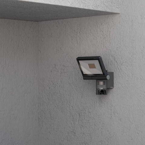 Naświetlacz z kamerą i czujnikiem Steinel XLED CAM2 SC LED PIR 21W 3000K 2310lm IP44 IK03 230V antracytowy / aluminium