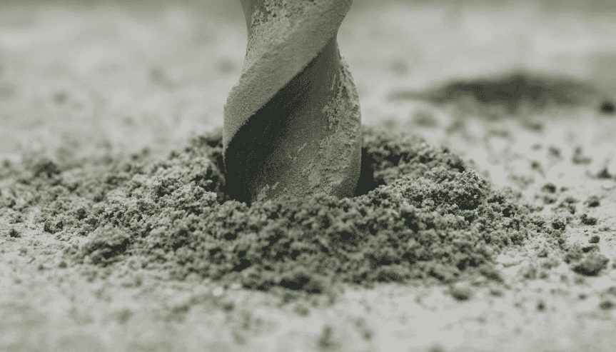 jak wiercić w betonie